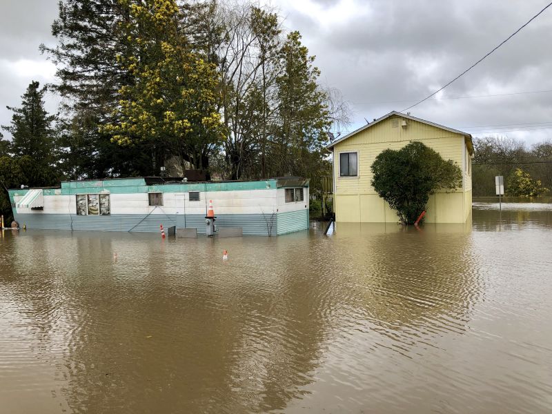 Flood Damage Restoration in Gilbert, AZ